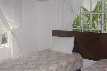 Executive Mammee Bay Hotel