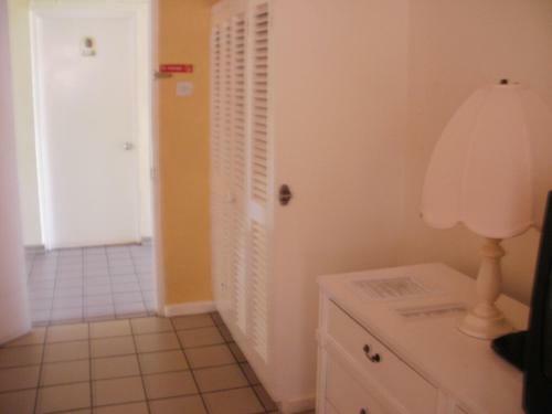 Pineapple Court Hotel