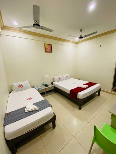 Hostal Marina Palace