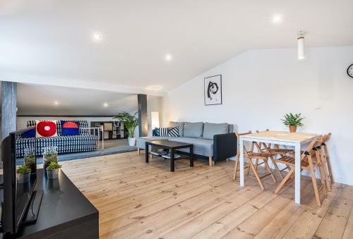 Good Vibes Apartment