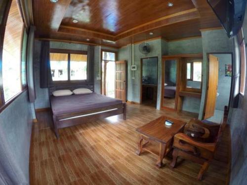 Hostal Bor Hin Baan Tai