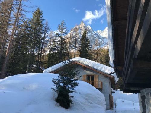 Chalet Val Ferret Courmayeur Mont Blanc Exclusive