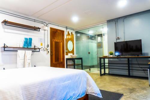 Hotel Av Suites