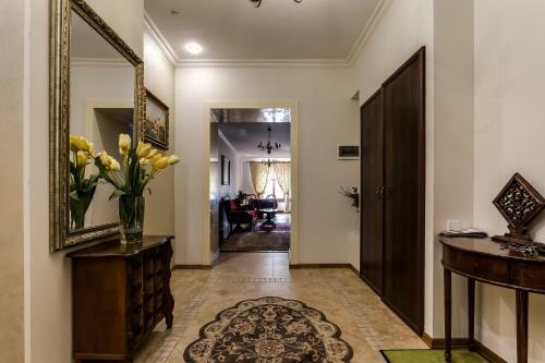 Apartment On Rynok Square