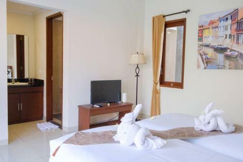 Villa Akmali Berawa - 3 Bedrooms