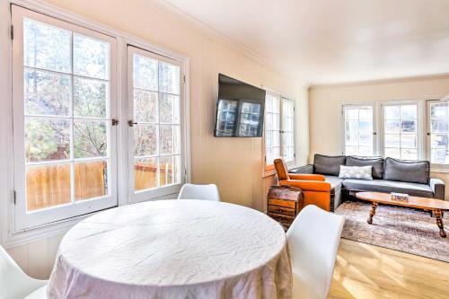 Cozy Home, Half Mi To Downtown, 4 Mi To Hikes!