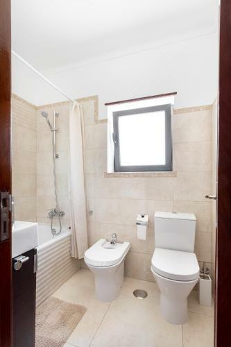 Altido Superb Villa With Pool, Terrace, Garden And Bbq
