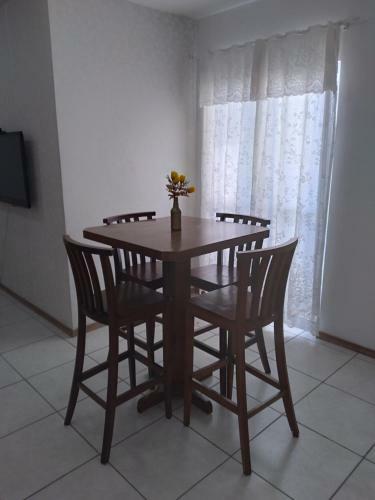 Apartamento Com Piscina