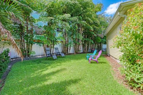 Ami Lighthouse Cottage-one Minute Walk To The Beach-keyless Locks