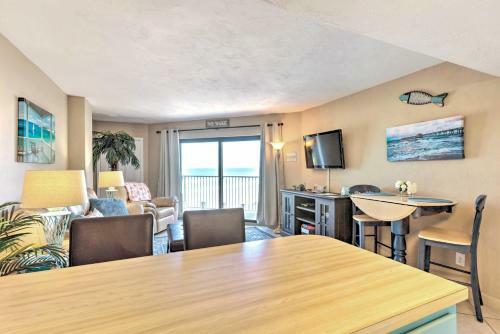 Apartamento Daytona Beach Shores Condo With Community Pool!