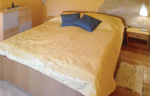 Holiday Home Balatonfenyves 40
