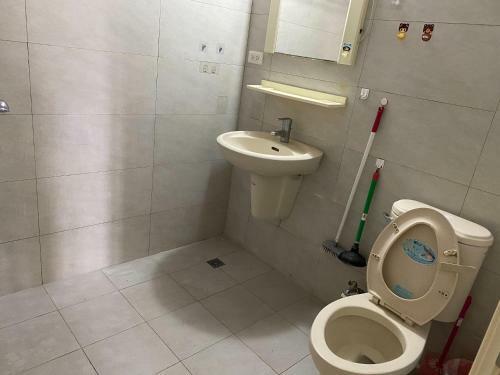Hostal ????????????