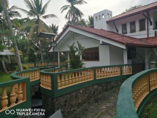 Hostal Room In Bb - The Green Villa Tea Plantations 2