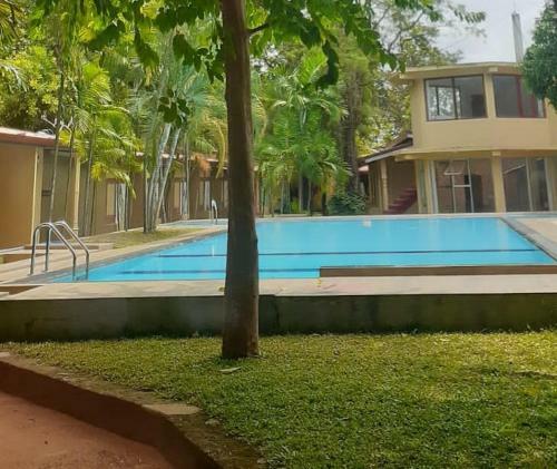 Hotel Lavendish Country Resort