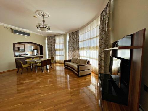 Villa Green City Recidence
