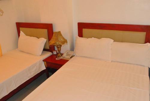 Hotel Dragon Home Inn