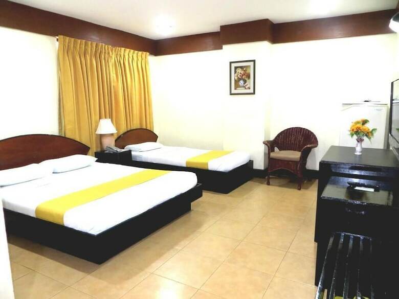 Hotel Paragon Suites
