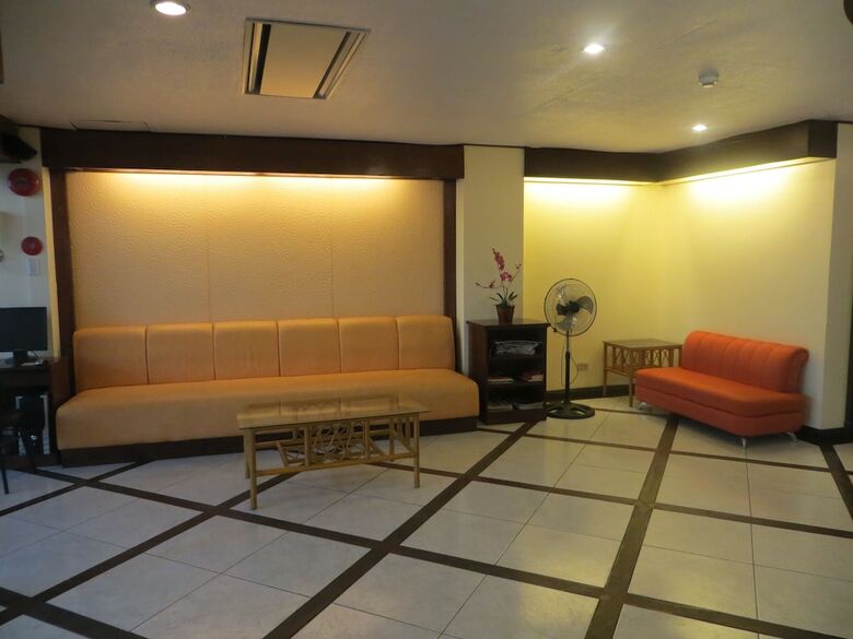 Hotel Paragon Suites