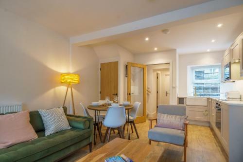 Wansfell Nook - Log Burner, Garden & Parking
