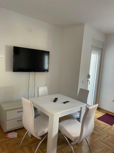 Apartmani Central 8 & Free Parking