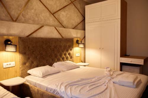 Amico Hotel