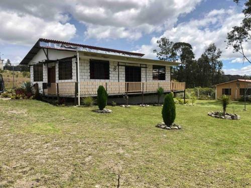 Apartamento Casa De Campo Con Amplio Espacio - Completo