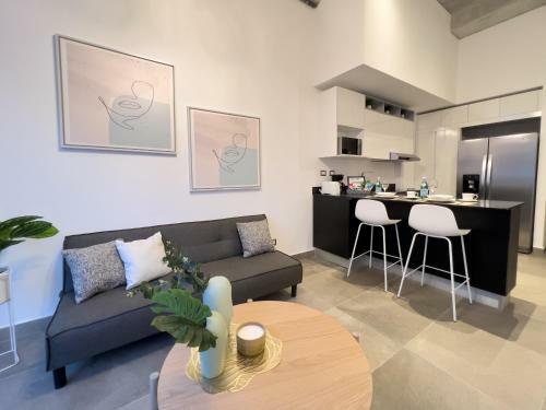 Beautiful 1 Bedroom Apartment In Shift Cayala