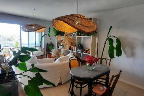 Apartamento Departamento Para 4 Personas. Con Cochera.