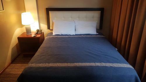 Akros Rooms