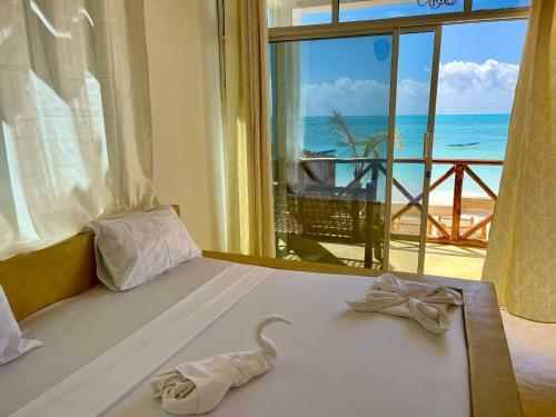 Equalia Rose Hotel