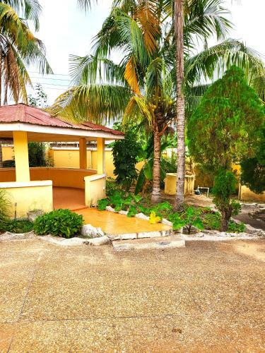 Shanti Lodge