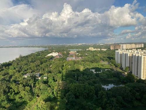 Apartamento River Facing Lovely 3br Condo
