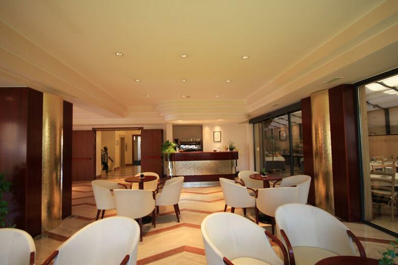 Smooth Hotel Rome West