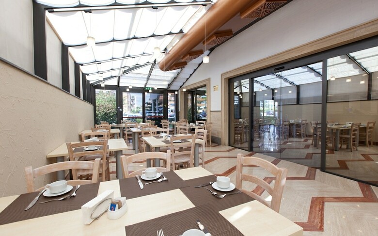 Smooth Hotel Rome West