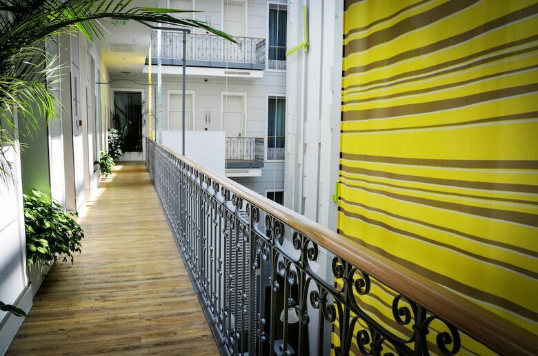 Atrium Fashion Hotel