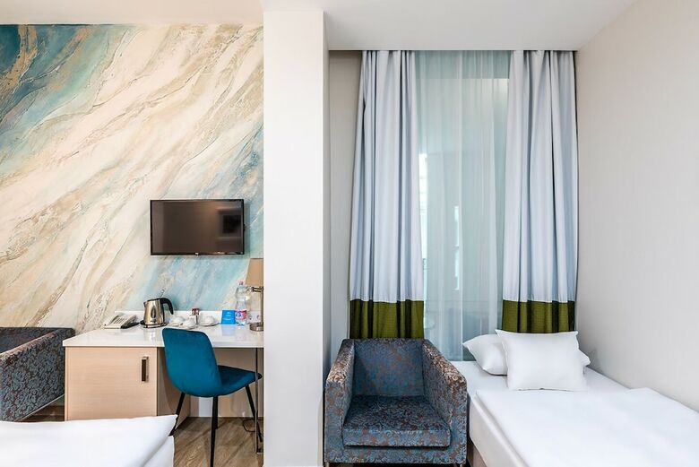 Atrium Fashion Hotel