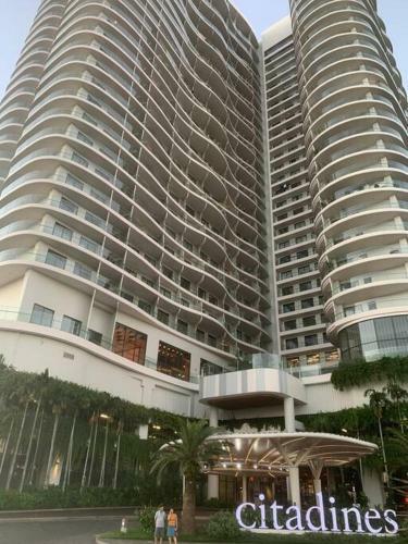Apartamento C?n H? Duplex, 3 Ph�ng Ng?, Ti?n �ch 5 Sao