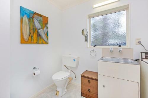 Surfs Up - Raglan Holiday Home