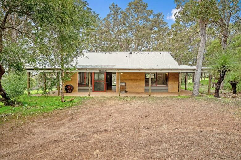 Possum Cottage - Woodstone Estate