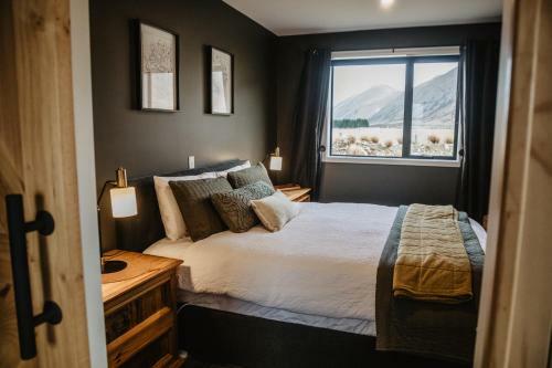 Peak View Cabin - Ben Ohau - Stylish Seclusion