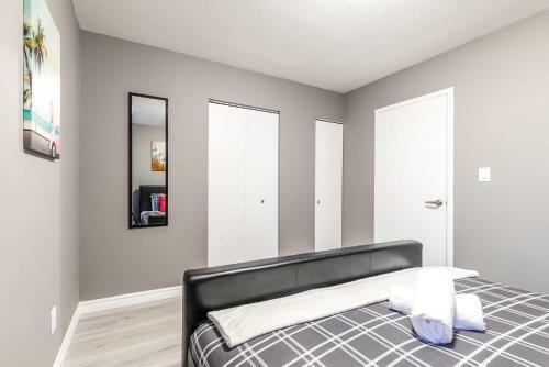 Cozy 1br Apartment With King Bed - Near Downtown