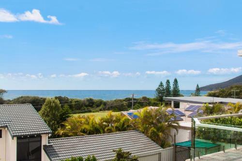 4 Seaview St
