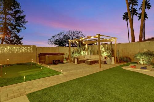 Villa *new*designer Oasis 4bdrm W/pool/jacuzzi/pooltable/mini Botanical Garden