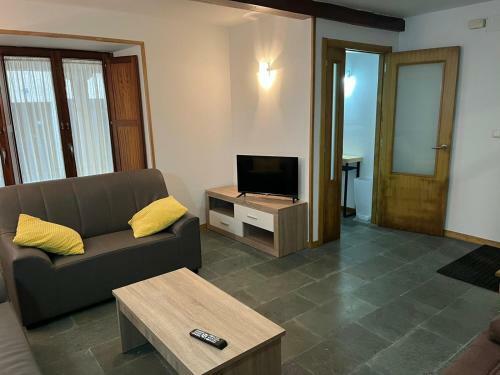 Casa De Abaixo