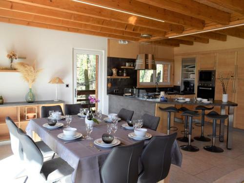 Chalet Aromas, 7 Pi�ces, 10 Personnes - Fr-1-654-8