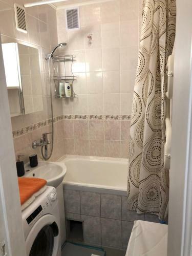 Vilnius Central Studio Apartment And Parking