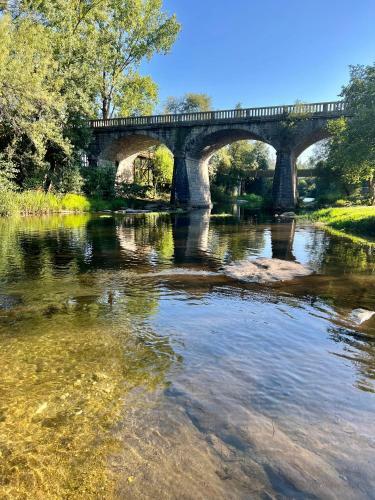 Quarto Privado Novo Com Terra�o - Vila Verde Centro