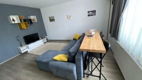 Cosy, Modern Apartment In A Quiet Neighbourhoor
