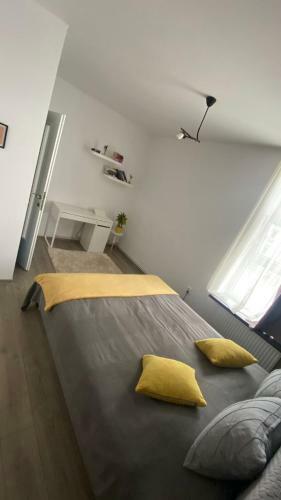 Cosy, Modern Apartment In A Quiet Neighbourhoor