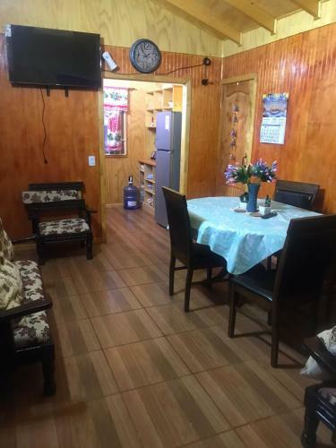 Caba�a Con Piscina Y Tinaja.
